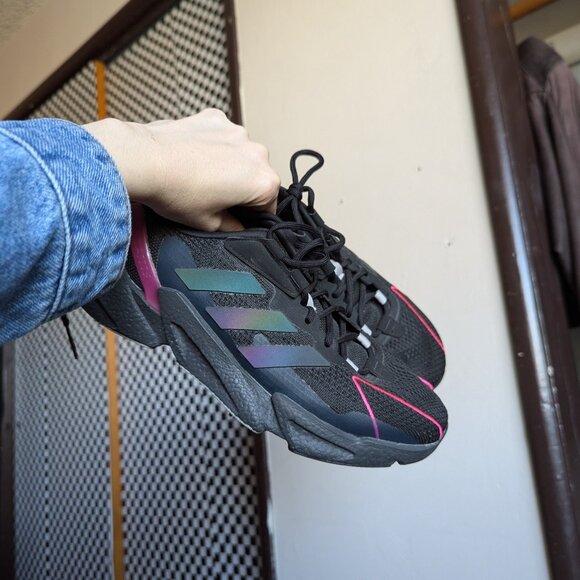 Holographic Stripes Adidas - Picture 10 of 15